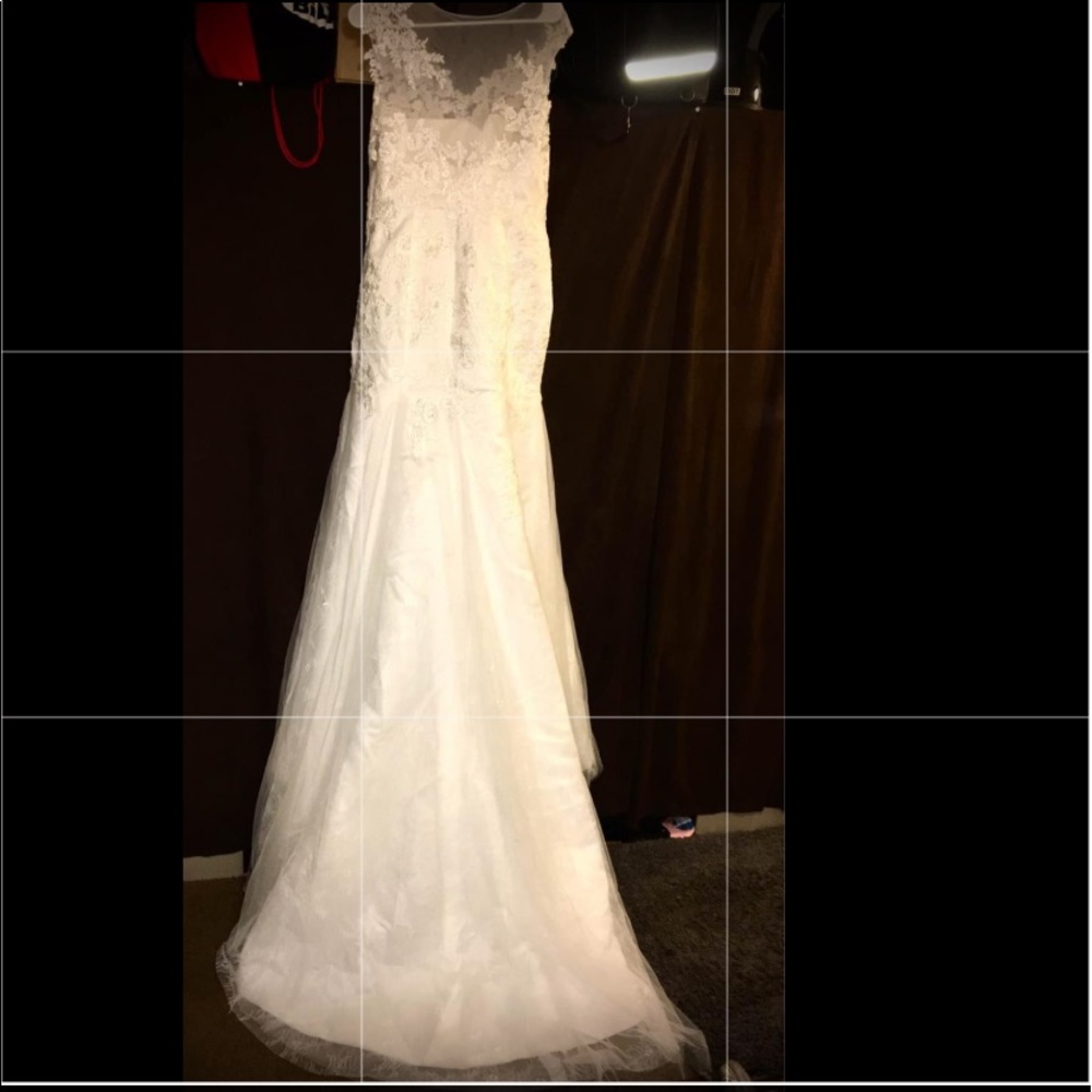 NEW wedding dress
